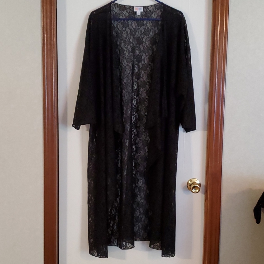 NWOT Lularoe Solid Black Lace Shirley Kimono Large